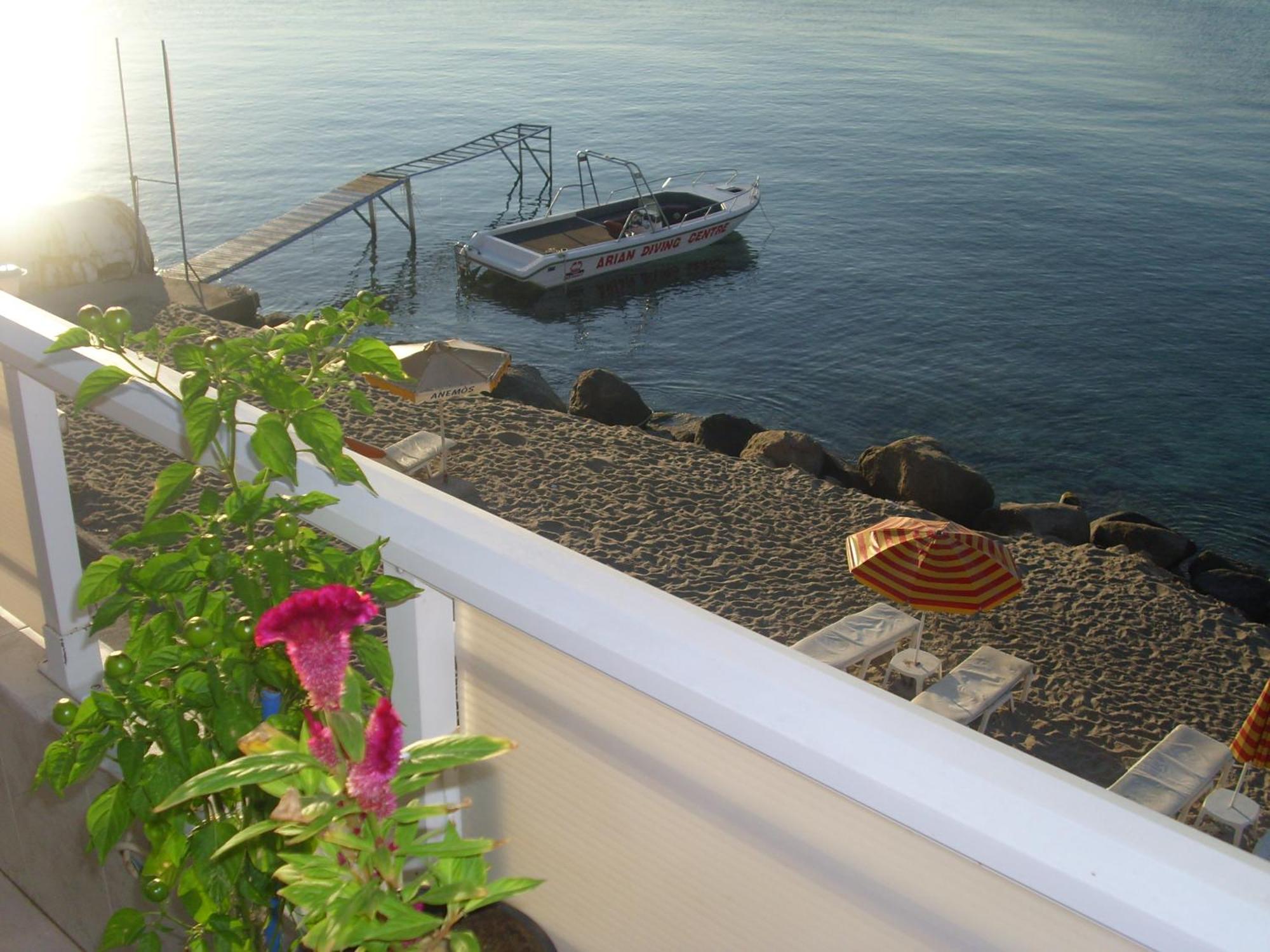 Ladikos Beach Hotel Kardamena  Екстериор снимка